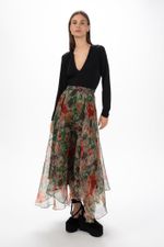 37TP170II_0005_2-BODY-SUSANA